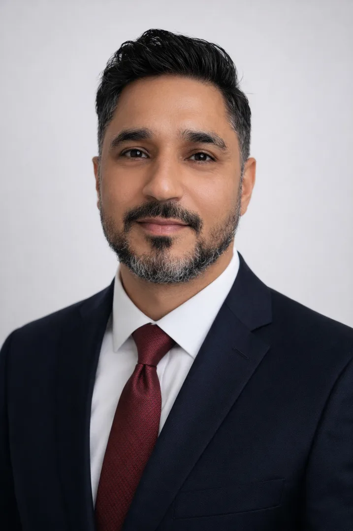 Portrait of Manish Khyalia